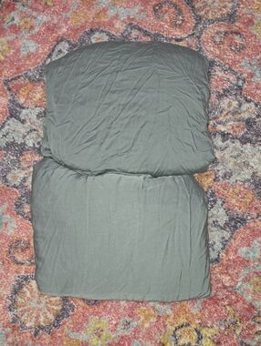 ☆ Cariloha Classic Bamboo Sheets • Queen ☆ Fitted & Flat ☆ No Pillow Cases ☆